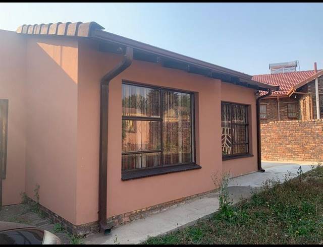 3 BEDROOM PROPERTY TO RENT IN NORKEM PARK
